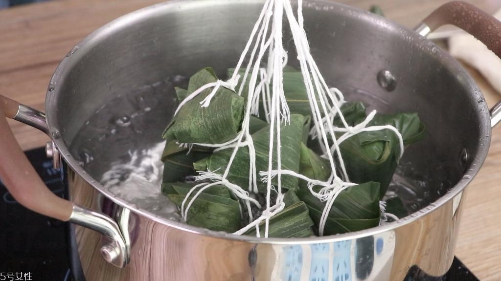 迷你水晶粽子的做法和包法 迷你水晶粽子的做法和包法