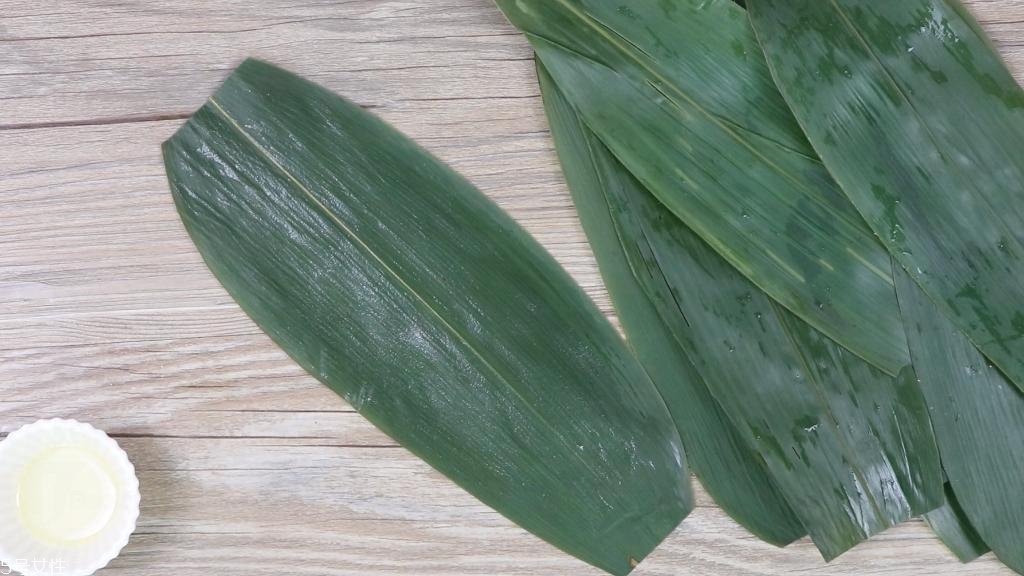 迷你水晶粽子的做法和包法 迷你水晶粽子的做法和包法