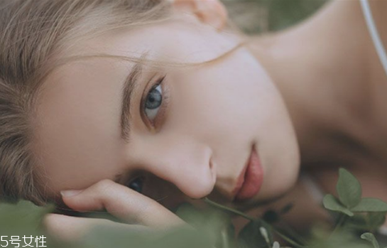 半永久駐顏粉底是什么 揭秘駐顏粉底的6大缺點(diǎn) 半永久駐顏粉底是什么 揭秘駐顏粉底的6大缺點(diǎn)