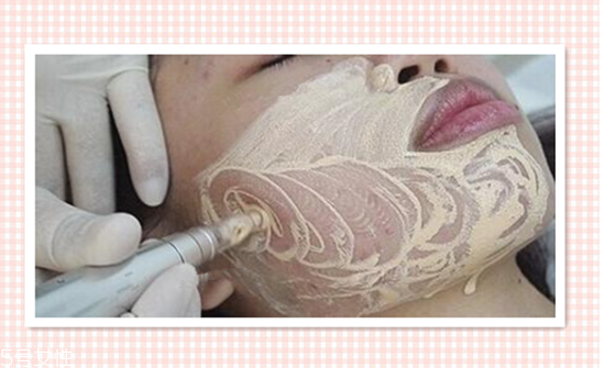 半永久駐顏粉底是什么 揭秘駐顏粉底的6大缺點(diǎn) 半永久駐顏粉底是什么 揭秘駐顏粉底的6大缺點(diǎn)