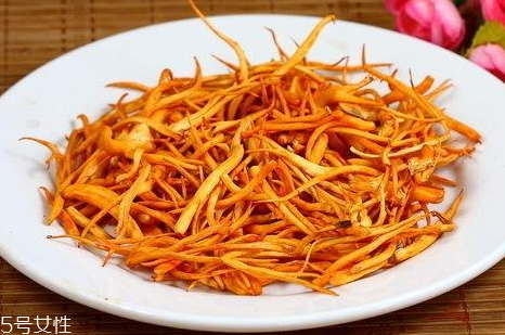 蟲(chóng)草花不能和什么一起吃 蟲(chóng)草花相克食物 蟲(chóng)草花不能和什么一起吃 蟲(chóng)草花相克食物