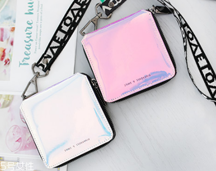 錢包發(fā)霉了怎么處理？錢包發(fā)霉清洗方法