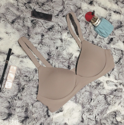 優(yōu)衣庫(kù)內(nèi)衣可以試嗎？?jī)?yōu)衣庫(kù)內(nèi)衣能不能試穿