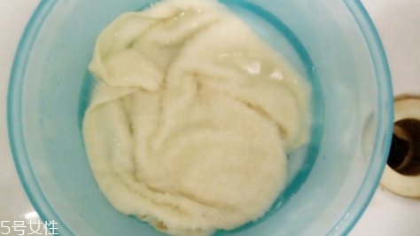 尤加利精油味道是什么？好聞嗎