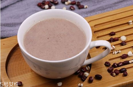 薏米粉什么時(shí)候喝最好 薏米粉最佳食用時(shí)間 薏米粉什么時(shí)候喝最好 薏米粉最佳食用時(shí)間