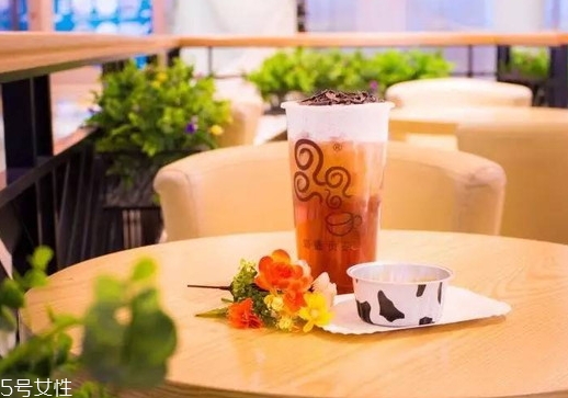 四云奶蓋貢茶哪個好喝？四云奶蓋貢茶點單攻略