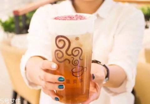 四云奶蓋貢茶哪個好喝？四云奶蓋貢茶點單攻略