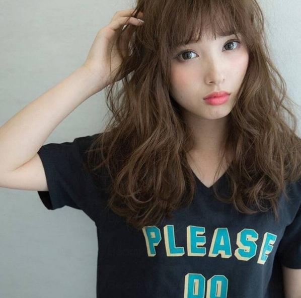 女眉上劉海短發(fā)型圖片 文青女神風(fēng) 女眉上劉海短發(fā)型圖片 文青女神風(fēng)