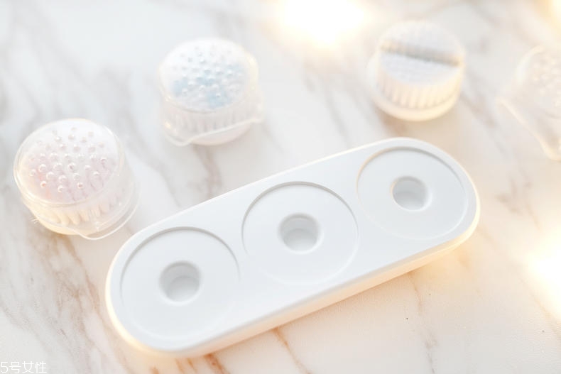 飛利浦spa美膚儀好用嗎 飛利浦凈透恒采spa儀實(shí)測