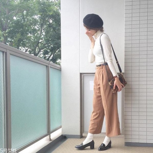 畫家帽怎么戴 日韓風(fēng)畫家帽戴法 畫家帽怎么戴 日韓風(fēng)畫家帽戴法