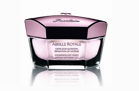 頸霜可以預(yù)防頸紋嗎 頸霜的正確使用方法圖片步驟 頸霜可以預(yù)防頸紋嗎 頸霜的正確使用方法圖片步驟