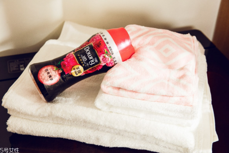 當妮留香珠能手洗嗎 downy留香珠使用注意 當妮留香珠能手洗嗎 downy留香珠使用注意