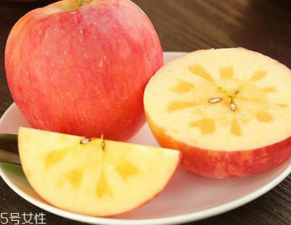 冰糖心蘋(píng)果是脆的嗎？冰糖心蘋(píng)果是脆還是粉