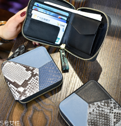 錢包皺了怎么辦？錢包皺了恢復(fù)方法