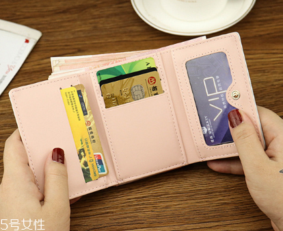 錢包拉鏈不好拉怎么辦？錢包拉鏈拉不上解決方法