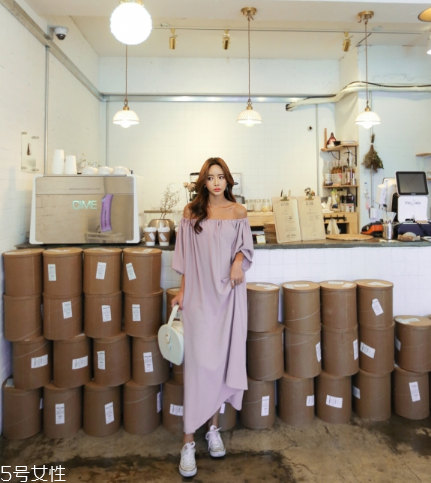 一字肩連衣裙怎么搭配？一字肩連衣裙搭配圖片