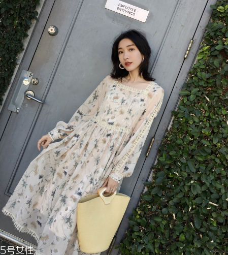 梨形身材穿什么連衣裙好看？適合梨形身材的連衣裙推薦