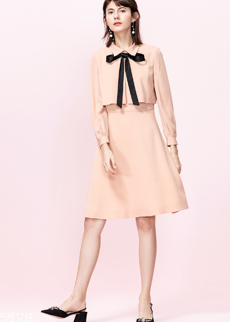 蝴蝶結怎么搭配好看？蝴蝶結搭配竅門