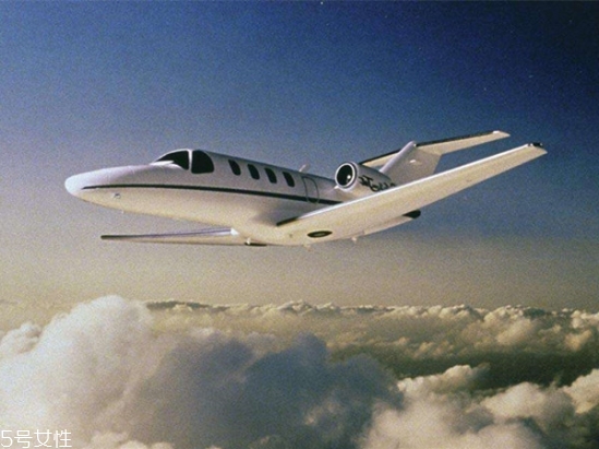 ghd直發(fā)器哪個(gè)系列最實(shí)用 ghd直發(fā)器使用評(píng)測