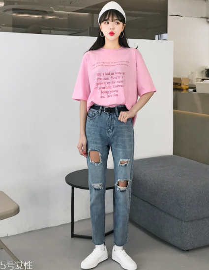 寬松t恤配什么褲子？寬松t恤搭配褲子圖片