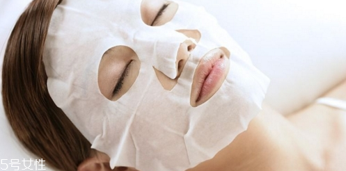 貼片面膜和涂抹面膜的優(yōu)缺點(diǎn) 兩種面膜的使用方法 貼片面膜和涂抹面膜的優(yōu)缺點(diǎn) 兩種面膜的使用方法