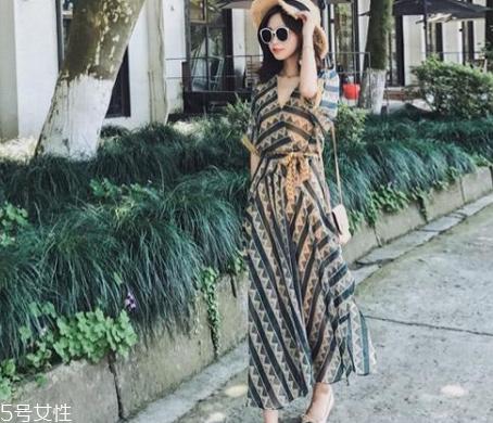 腿粗的女生夏天穿什么？腿粗女生夏季穿搭技巧