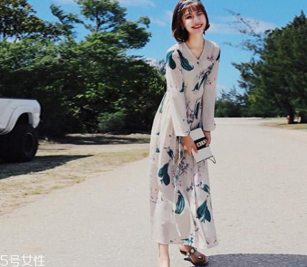 腿粗的女生夏天穿什么？腿粗女生夏季穿搭技巧