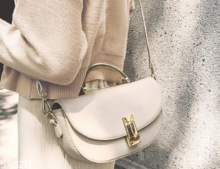 今年夏天流行什么包包？今夏最火的包包推薦