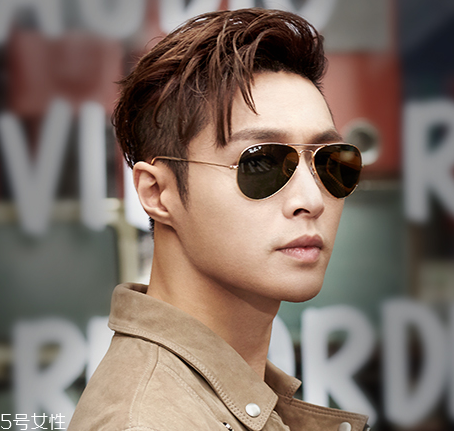 男生戴什么墨鏡好看？適合男生戴的墨鏡