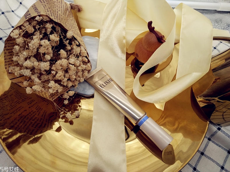 怡麗絲爾眼唇精華真的能淡紋嗎 elixir眼唇霜9周實測 怡麗絲爾眼唇精華真的能淡紋嗎 elixir眼唇霜9周實測