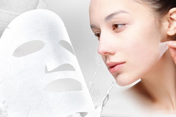 乳液面膜和透明面膜哪個好 乳液面膜和透明面膜區(qū)別 乳液面膜和透明面膜哪個好 乳液面膜和透明面膜區(qū)別