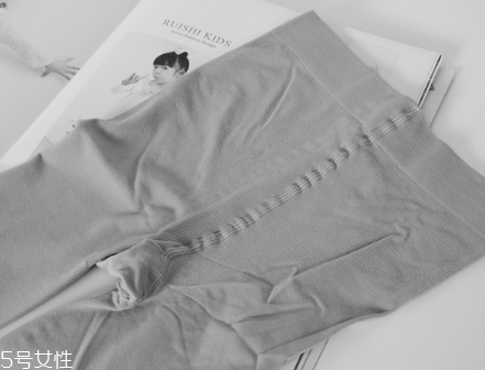 絲襪變黃怎么去除？絲襪發(fā)黃怎么洗？