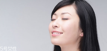 臉上過敏敷什么面膜好 臉上過敏的預(yù)防和護(hù)理 臉上過敏敷什么面膜好 臉上過敏的預(yù)防和護(hù)理