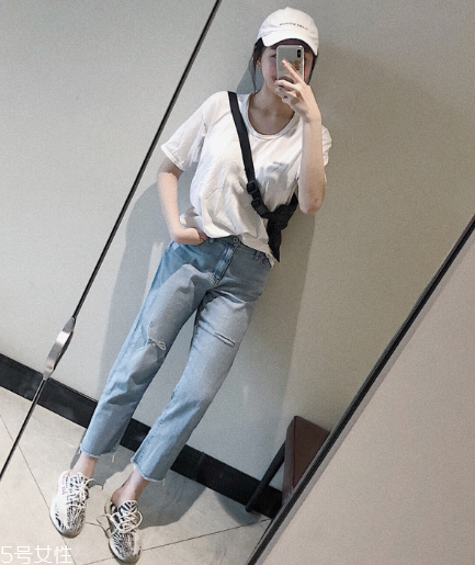 優(yōu)衣庫(kù)牛仔褲掉色嗎？?jī)?yōu)衣庫(kù)牛仔褲掉不掉色