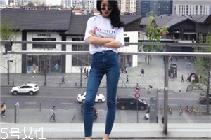 優(yōu)衣庫(kù)牛仔褲掉色嗎？?jī)?yōu)衣庫(kù)牛仔褲掉不掉色