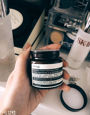 aesop蜜柑水潤(rùn)乳保質(zhì)期多久 伊索蜜柑水潤(rùn)乳澳洲價(jià)格 aesop蜜柑水潤(rùn)乳保質(zhì)期多久 伊索蜜柑水潤(rùn)乳澳洲價(jià)格