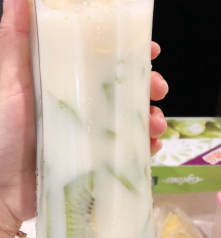 skg和小熊哪個(gè)品牌好？skg和小熊對(duì)比