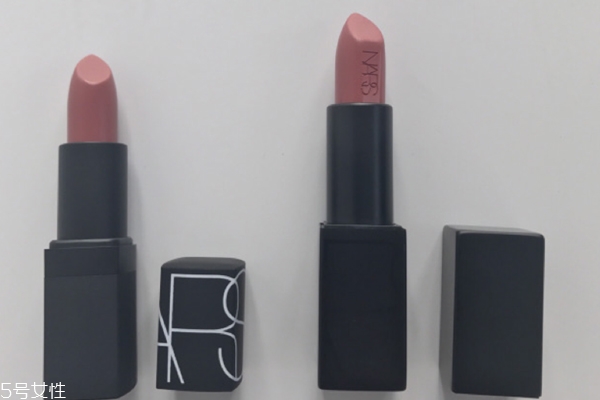 nars豆沙色口紅有幾支？nars兩款豆沙色對比試色
