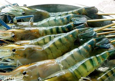 羅氏蝦多少錢一斤2018 羅氏蝦怎么挑選 羅氏蝦多少錢一斤2018 羅氏蝦怎么挑選