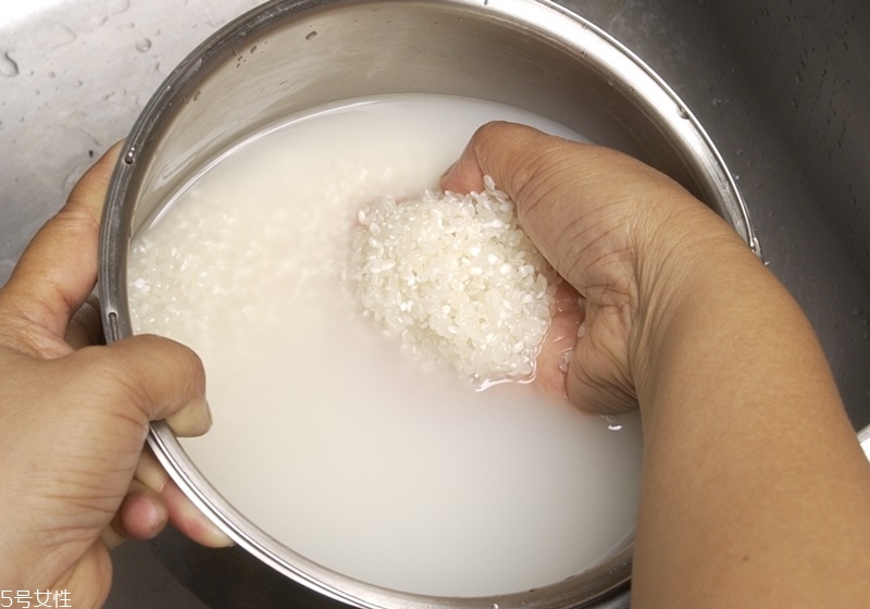 米飯怎么煮好吃 5個煮米飯好吃的技巧 米飯怎么煮好吃 5個煮米飯好吃的技巧