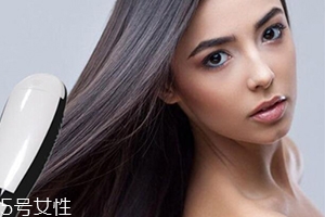 直發(fā)梳怎么用？直發(fā)梳使用步驟