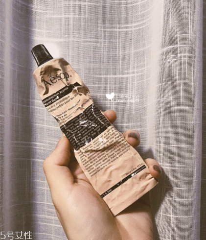 伊索護(hù)手霜多少錢 伊索aesop賦活芳香護(hù)手霜使用測評 伊索護(hù)手霜多少錢 伊索aesop賦活芳香護(hù)手霜使用測評