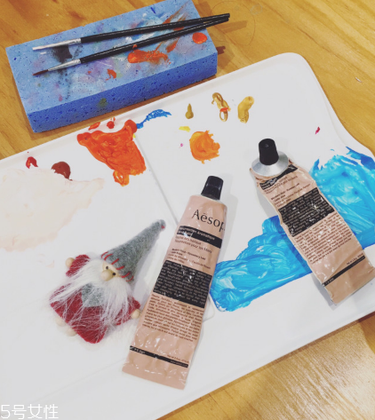 伊索護(hù)手霜多少錢 伊索aesop賦活芳香護(hù)手霜使用測評 伊索護(hù)手霜多少錢 伊索aesop賦活芳香護(hù)手霜使用測評