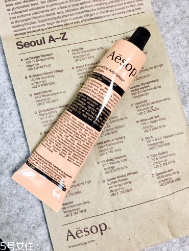 伊索護手霜和歐舒丹護手霜哪個好 兩款護手霜區(qū)別