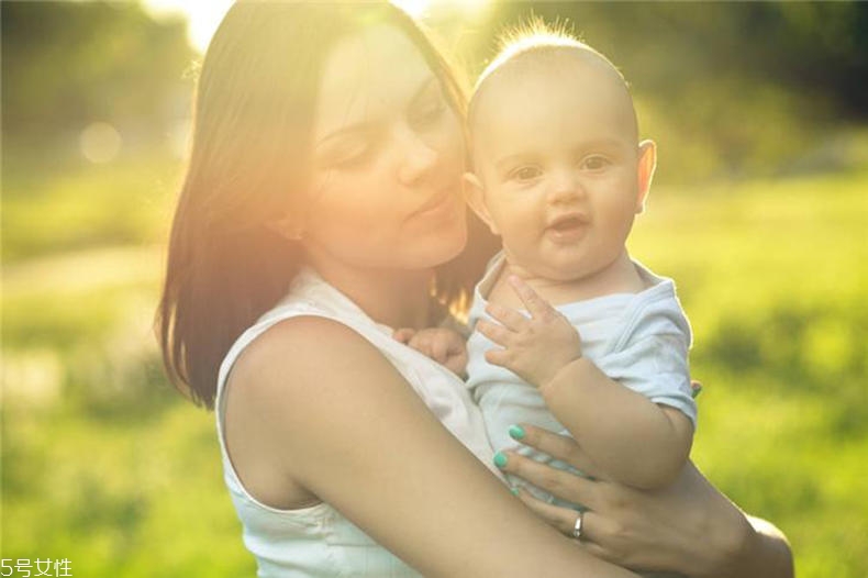帶娃出行要準(zhǔn)備什么 帶娃出行要搞定這4點(diǎn) 帶娃出行要準(zhǔn)備什么 帶娃出行要搞定這4點(diǎn)