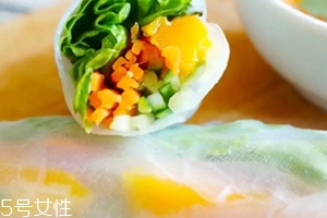 越南春卷哪種蘸醬好吃？越南春卷怎么吃