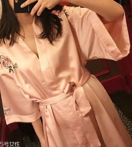 睡衣腰帶怎么系？睡衣腰帶常見系法