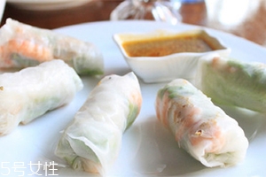 越南春卷皮是怎么做的？越南春卷皮用的什么水