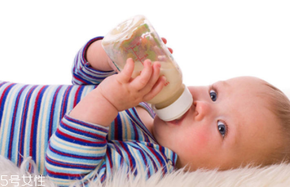 寶寶如何斷母乳 1到3歲寶寶離乳全攻略 寶寶如何斷母乳 1到3歲寶寶離乳全攻略