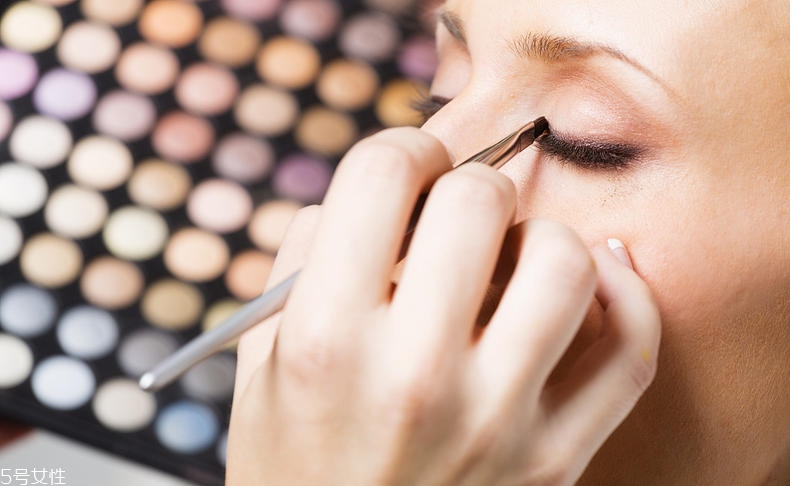 ol妝怎么化 上班ol妝簡單教程 ol妝怎么化 上班ol妝簡單教程